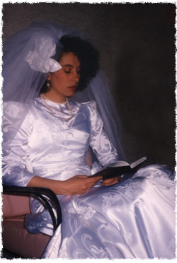 Shimona praying on the day of her wedding